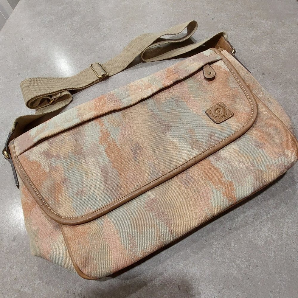 PRO-SPORTS SAC Unisex Canvas/Leather Messenger/Laptop Satchel Bag - Size Large